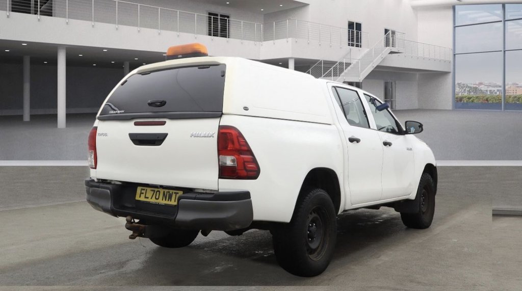Used Toyota Hilux 2020 for sale - 77394570: Photo 4