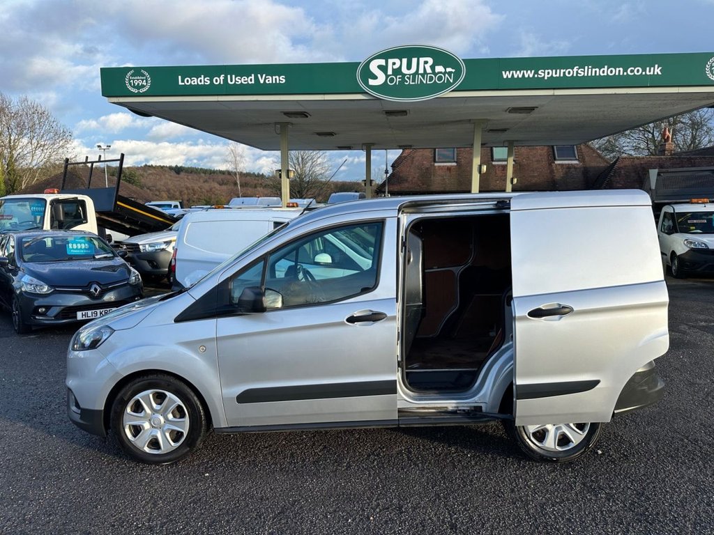 Used Ford Transit Courier 2018 for sale - 76546659: Photo 22