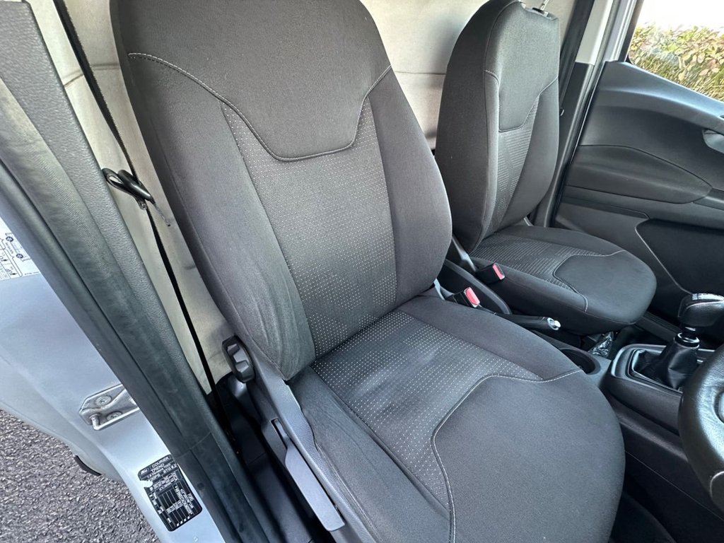 Used Ford Transit Courier 2018 for sale - 76546659: Photo 7