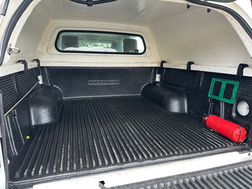 Used Toyota Hilux 2019 for sale - 77227333: Photo 11