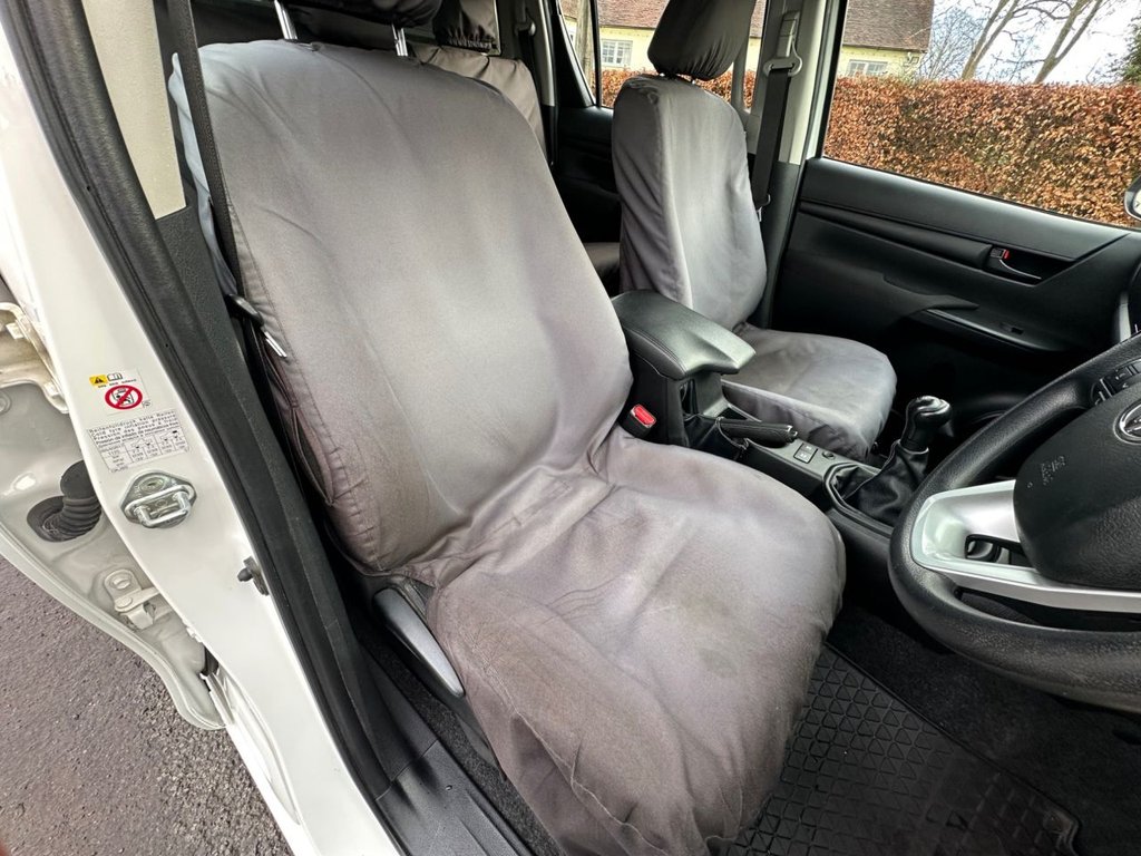 Used Toyota Hilux 2019 for sale - 77227333: Photo 14