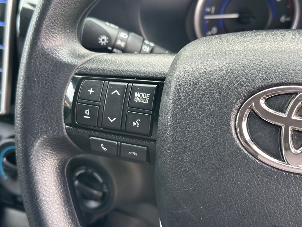 Used Toyota Hilux 2019 for sale - 77227333: Photo 32