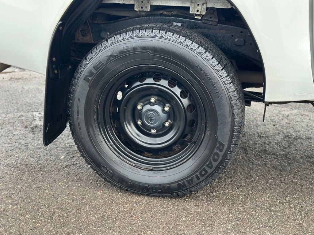 Used Toyota Hilux 2019 for sale - 77227333: Photo 36