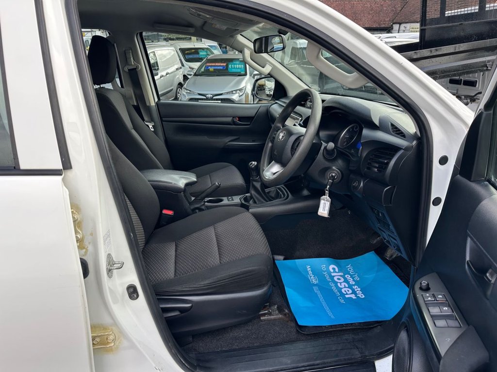 Used Toyota Hilux 2020 for sale - 77394565: Photo 21