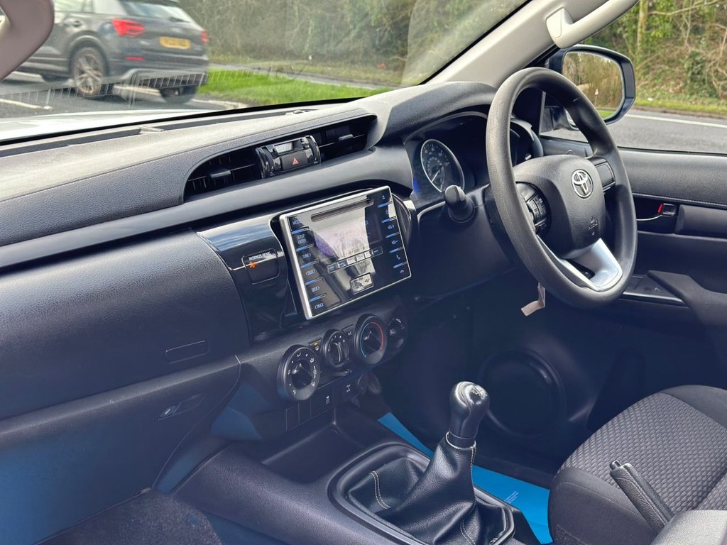 Used Toyota Hilux 2020 for sale - 77394565: Photo 25