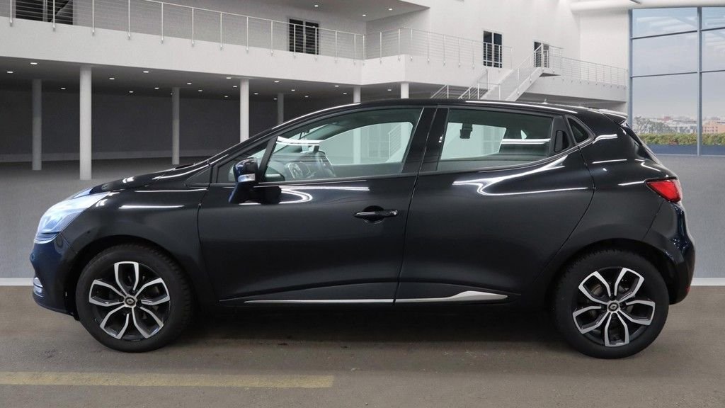 Used Renault Clio 2019 for sale - 76434105: Photo 5