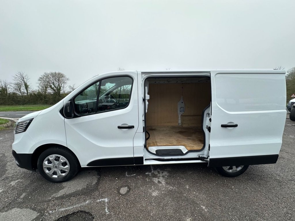 Used Renault Trafic 2022 for sale - 77614110: Photo 10