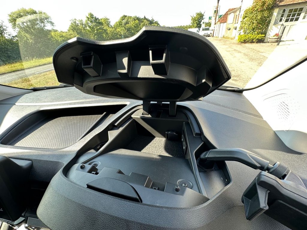 Used Nissan Other 2023 for sale - 76434079: Photo 21