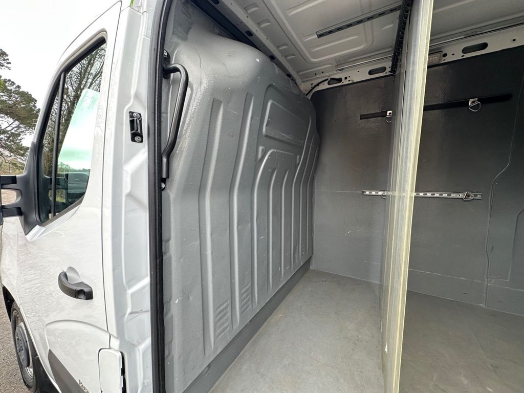 Used Renault Master 2021 for sale - 76546672: Photo 43