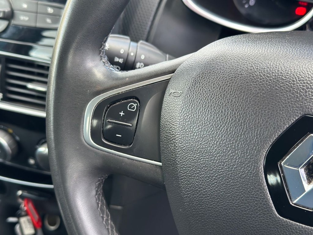 Used Renault Clio 2025 for sale - 76434098: Photo 11