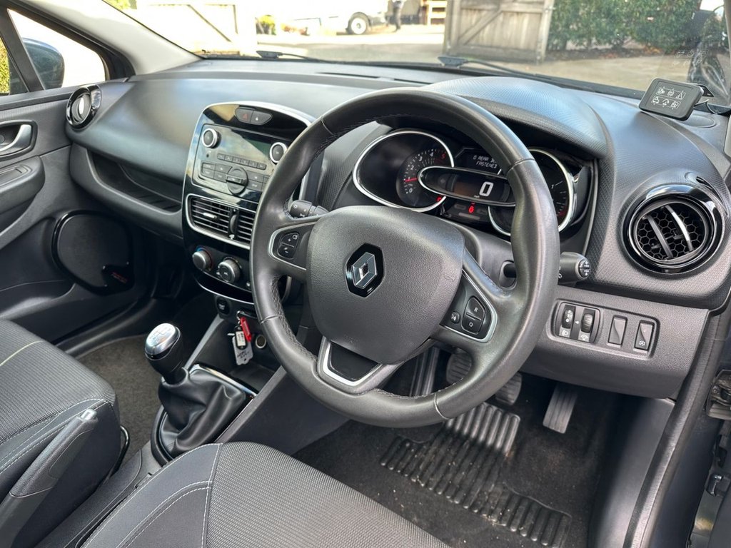 Used Renault Clio 2025 for sale - 76434098: Photo 12