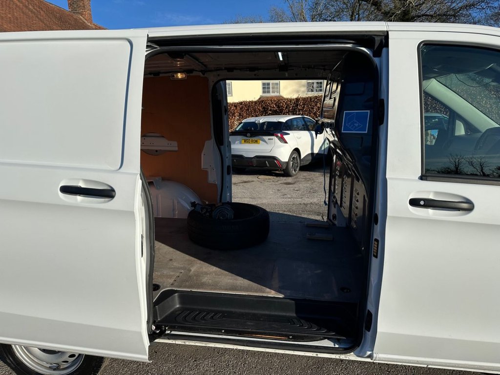 Used Mercedes-Benz Vito 2022 for sale - 77121876: Photo 41