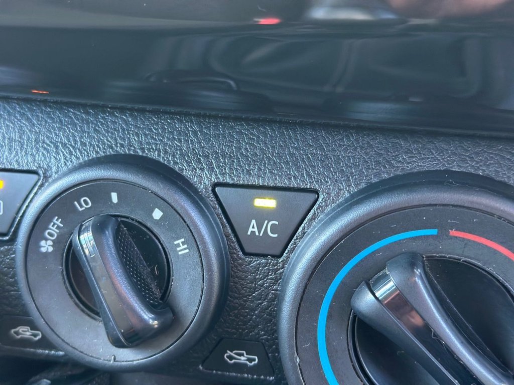 Used Toyota Hilux 2019 for sale - 76559281: Photo 12