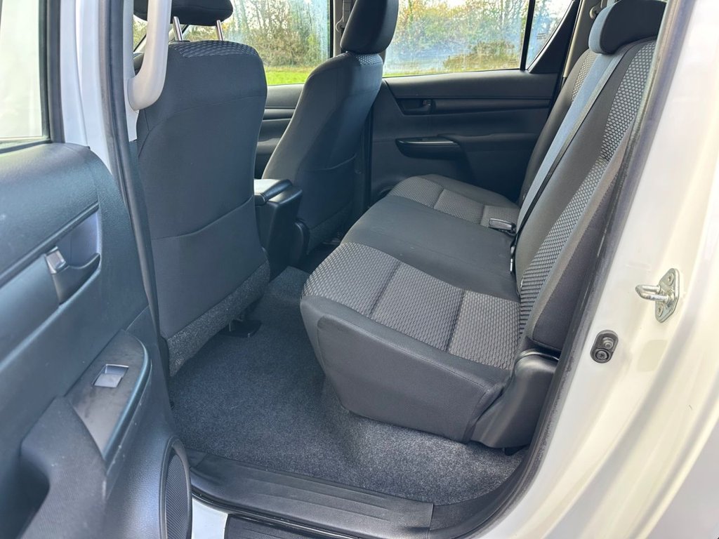 Used Toyota Hilux 2019 for sale - 76559281: Photo 19