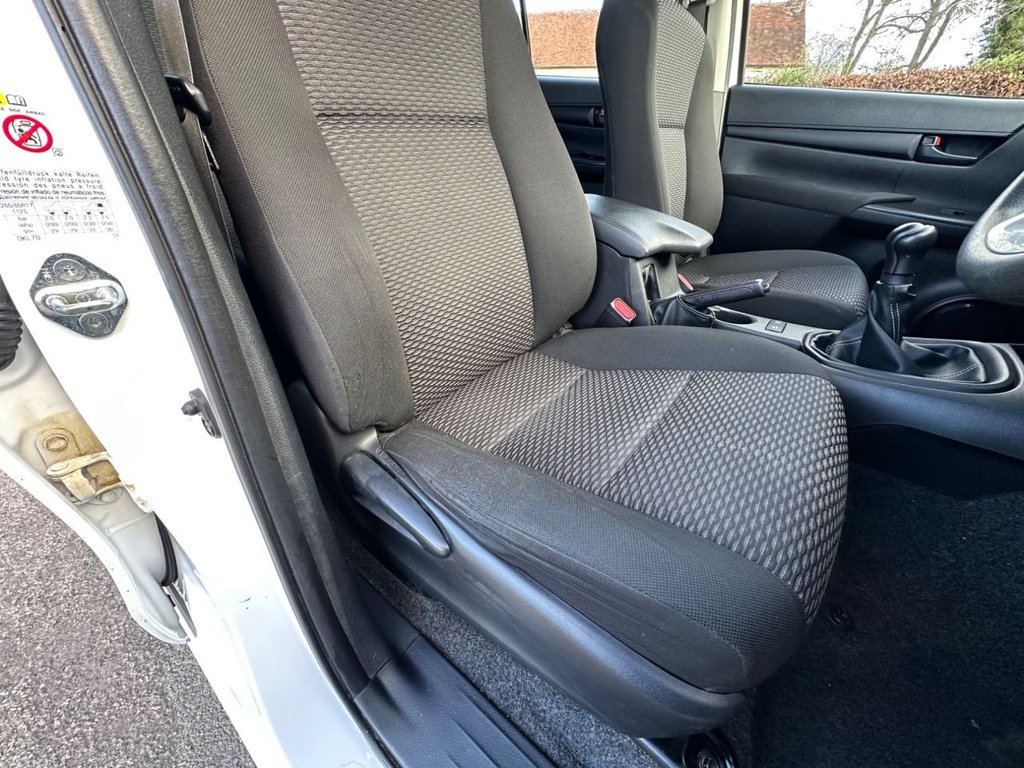 Used Toyota Hilux 2019 for sale - 76559281: Photo 21