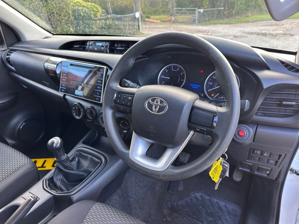Used Toyota Hilux 2019 for sale - 76559281: Photo 24