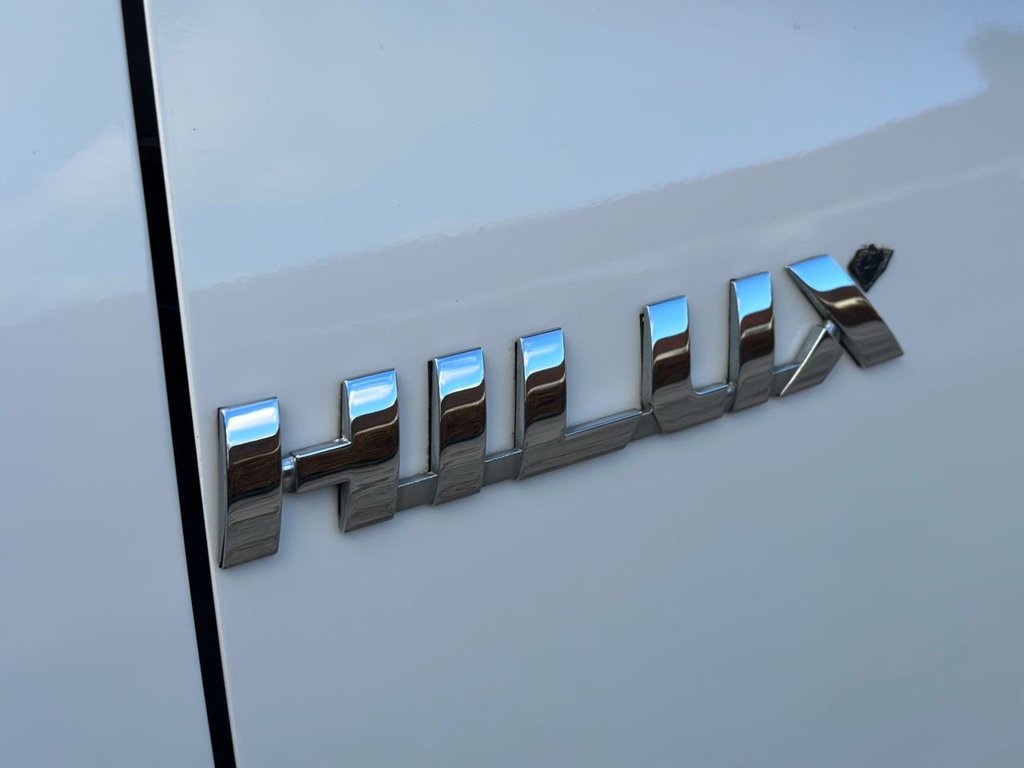 Used Toyota Hilux 2019 for sale - 76559281: Photo 38