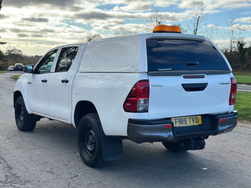 Used Toyota Hilux 2019 for sale - 76559281: Photo 4