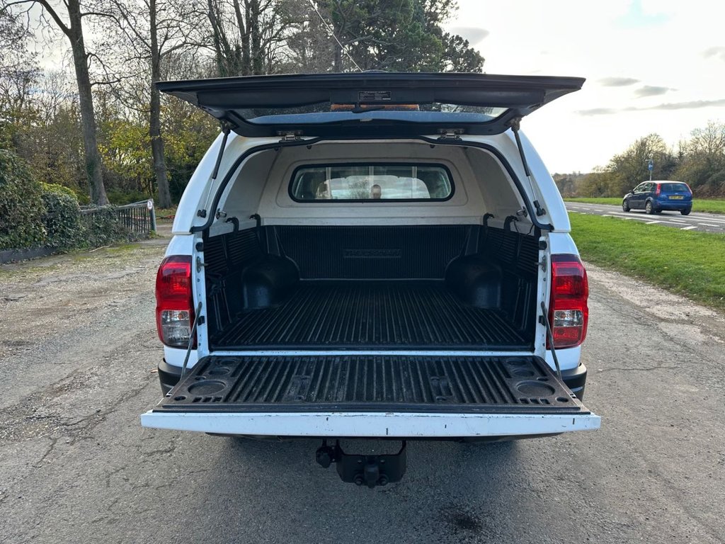Used Toyota Hilux 2019 for sale - 76559281: Photo 8