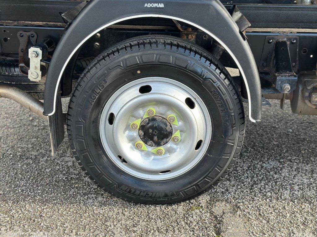 Used Isuzu Grafter 2023 for sale - 77655000: Photo 42