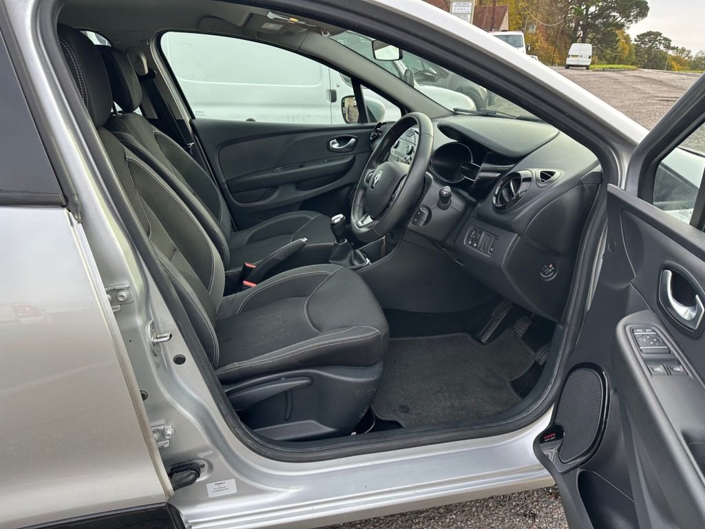 Used Renault Clio 2025 for sale - 76434104: Photo 13