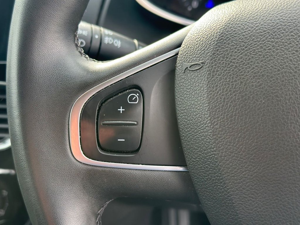 Used Renault Clio 2025 for sale - 76434104: Photo 14