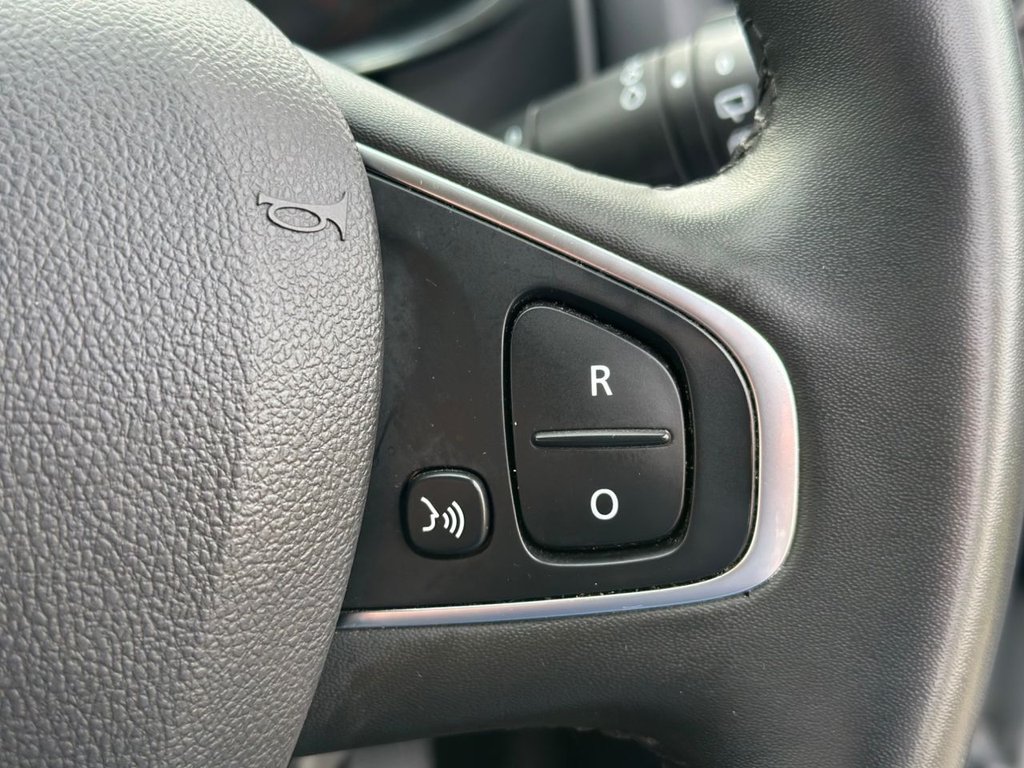 Used Renault Clio 2025 for sale - 76434104: Photo 15