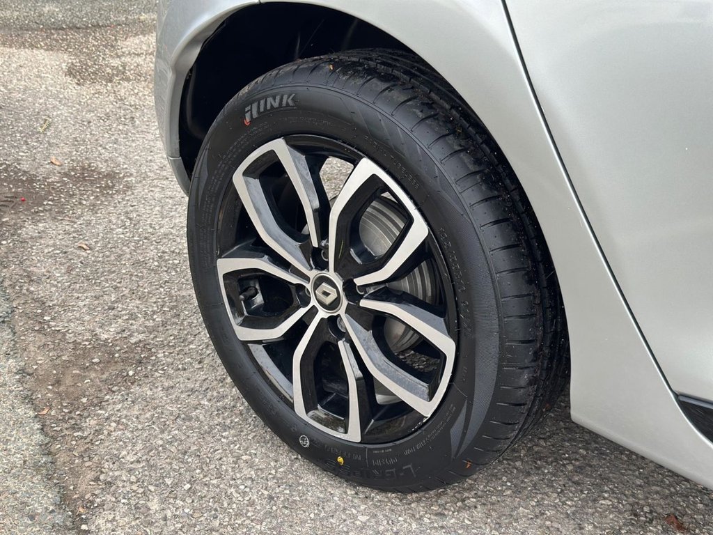 Used Renault Clio 2025 for sale - 76434104: Photo 27