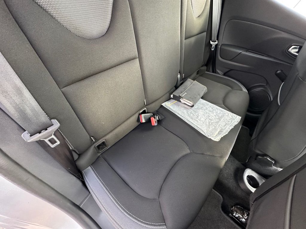 Used Renault Clio 2025 for sale - 76434100: Photo 17