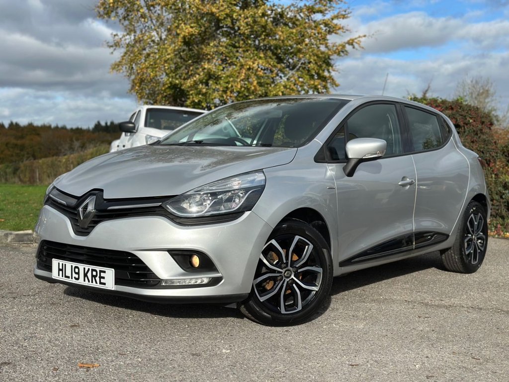 Used Renault Clio 2025 for sale - 76434100: Photo 4