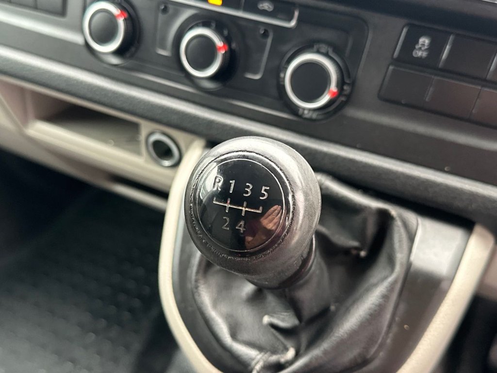 Used Volkswagen Transporter 2019 for sale - 76434061: Photo 21