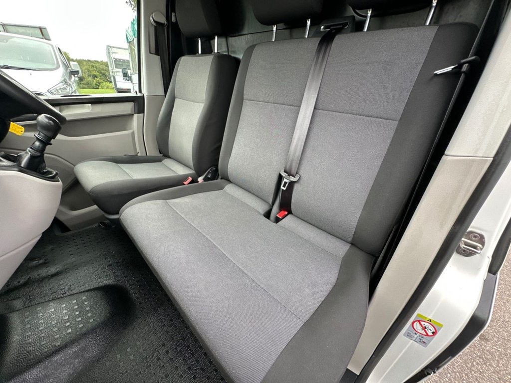 Used Volkswagen Transporter 2019 for sale - 76434061: Photo 25