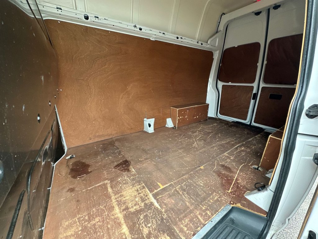 Used Volkswagen Transporter 2019 for sale - 76434061: Photo 38