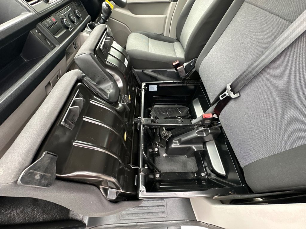 Used Volkswagen Transporter 2019 for sale - 76434061: Photo 41