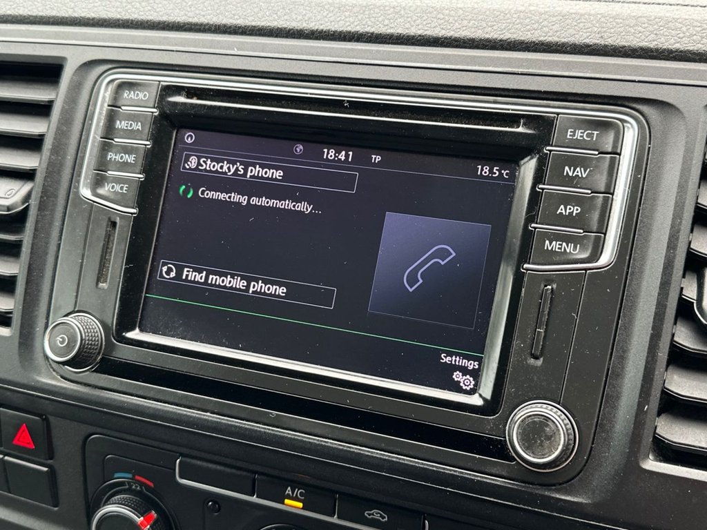 Used Volkswagen Transporter 2019 for sale - 76434061: Photo 9