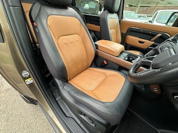 Used Land Rover Defender 90 2020 for sale - 78725563: Photo