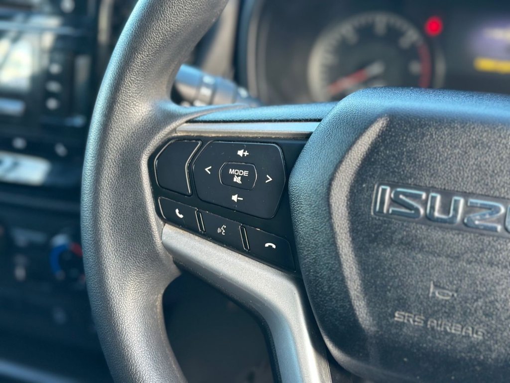 Used Isuzu D-Max 2021 for sale - 77121872: Photo 25