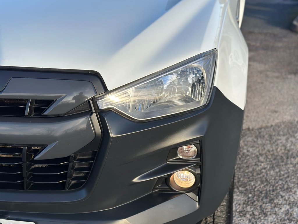 Used Isuzu D-Max 2021 for sale - 77121872: Photo 41