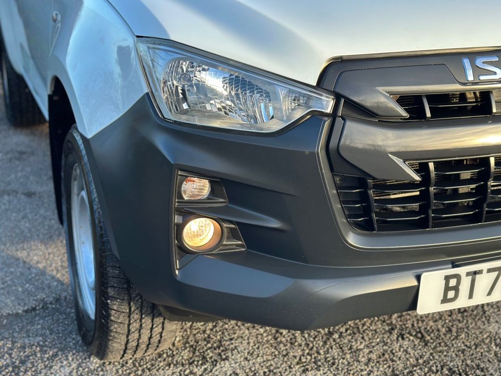 Used Isuzu D-Max 2021 for sale - 77121872: Photo 42