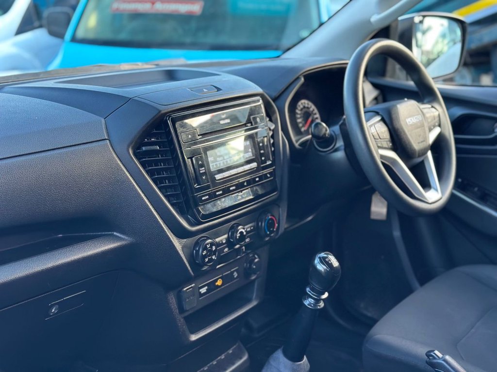 Used Isuzu D-Max 2021 for sale - 77121872: Photo 6