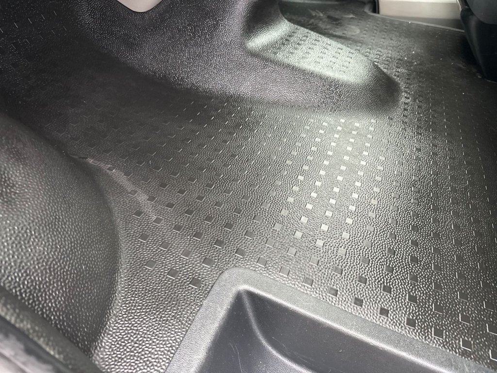 Used Volkswagen Transporter 2019 for sale - 77594021: Photo 42