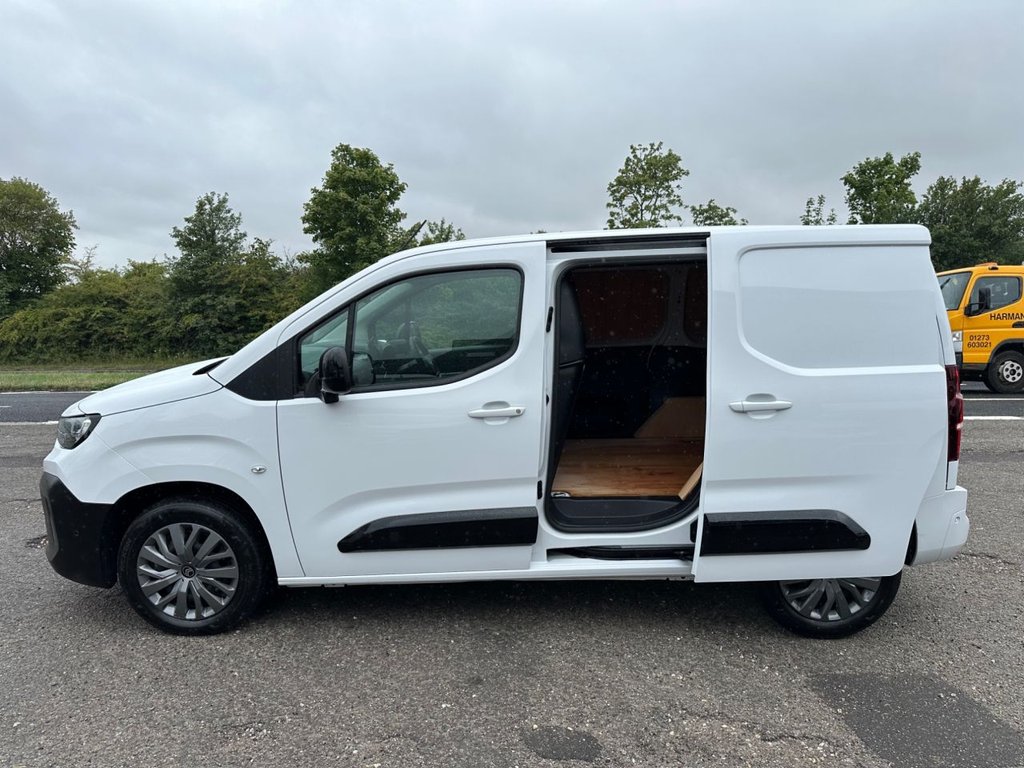Used Citroen Berlingo 2024 for sale - 76434084: Photo 32