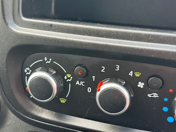 Used Renault Trafic 2021 for sale - 78930918: Photo
