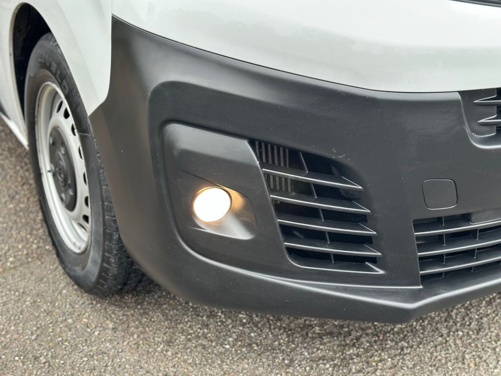 Used Vauxhall Vivaro 2022 for sale - 77436828: Photo 48