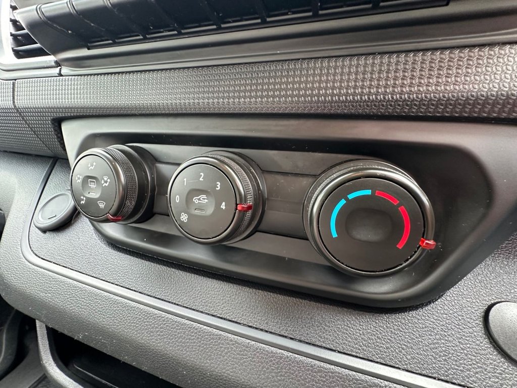 Used Renault Trafic 2022 for sale - 77614115: Photo 11