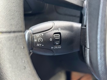 Used Peugeot Partner 2020 for sale - 77655280: Photo