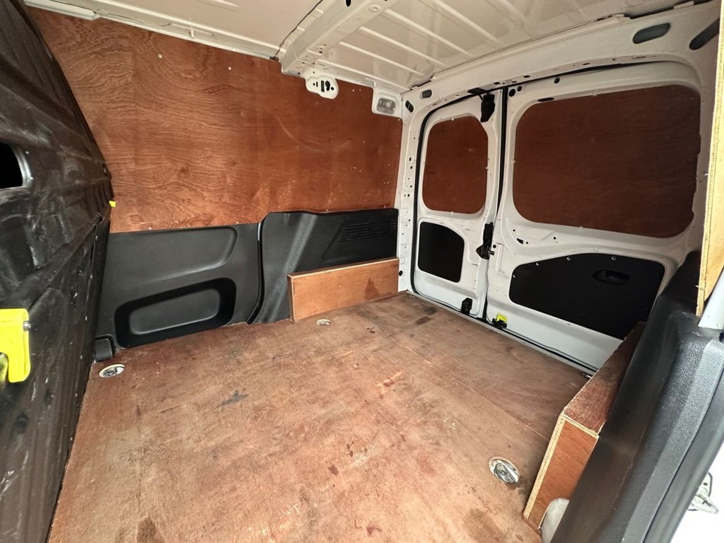 Used Peugeot Partner 2020 for sale - 76434059: Photo 38