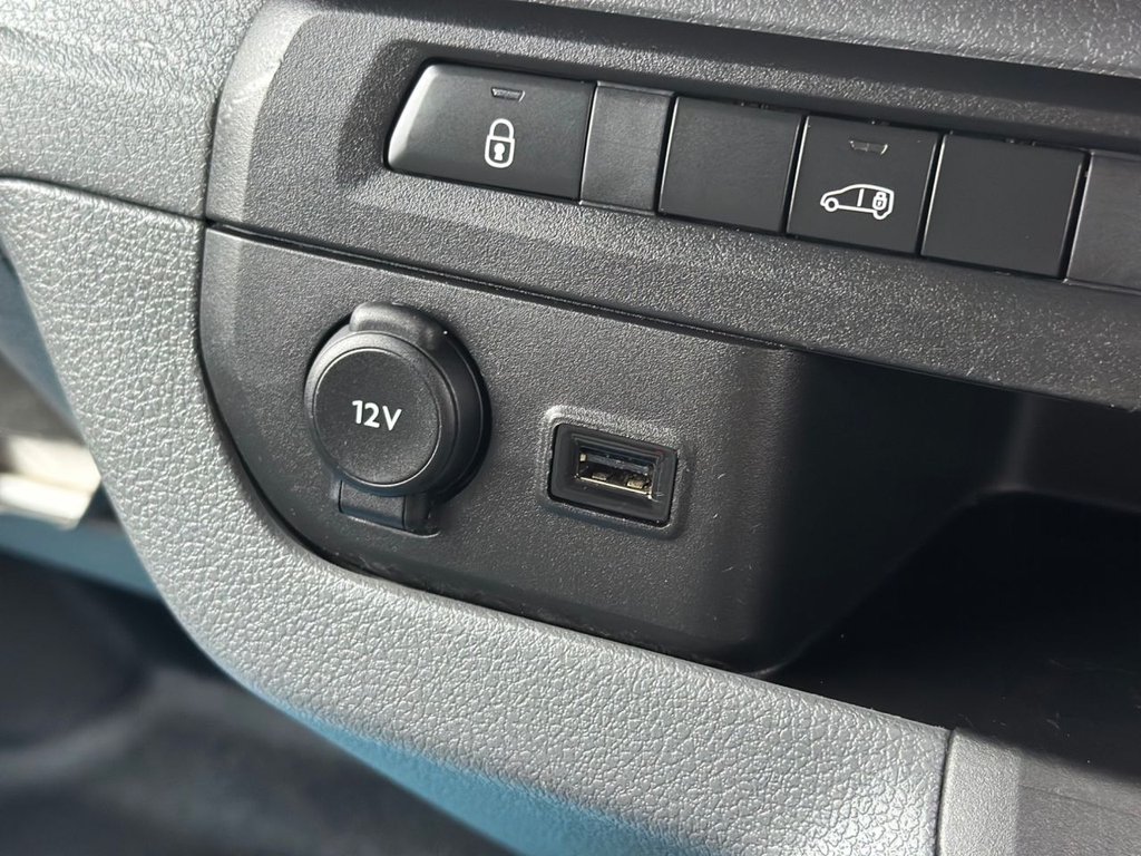 Used Vauxhall Vivaro 2022 for sale - 77631947: Photo 21