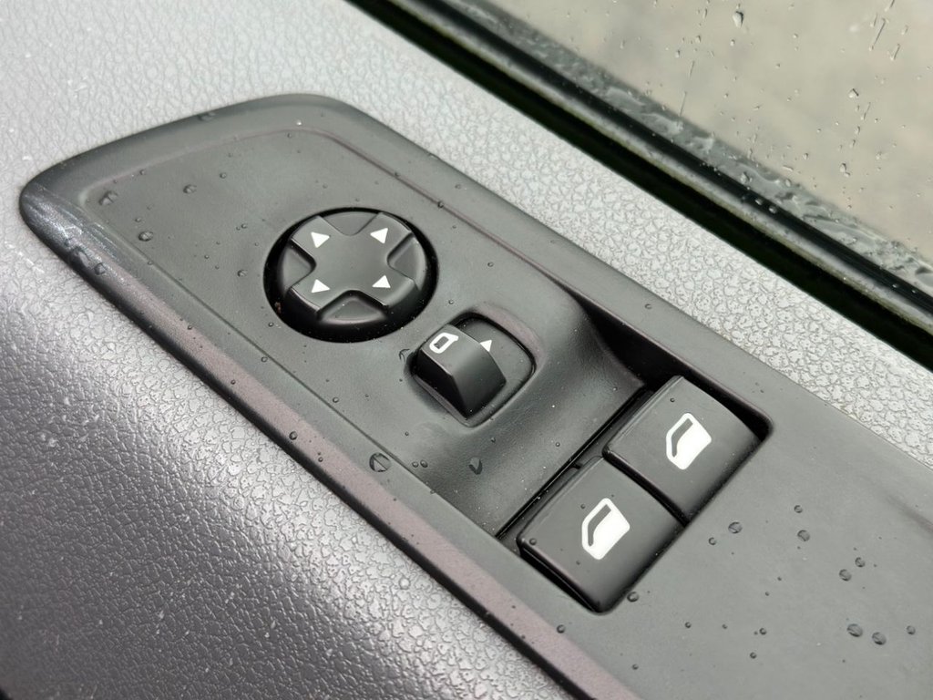 Used Vauxhall Vivaro 2022 for sale - 77631947: Photo 25