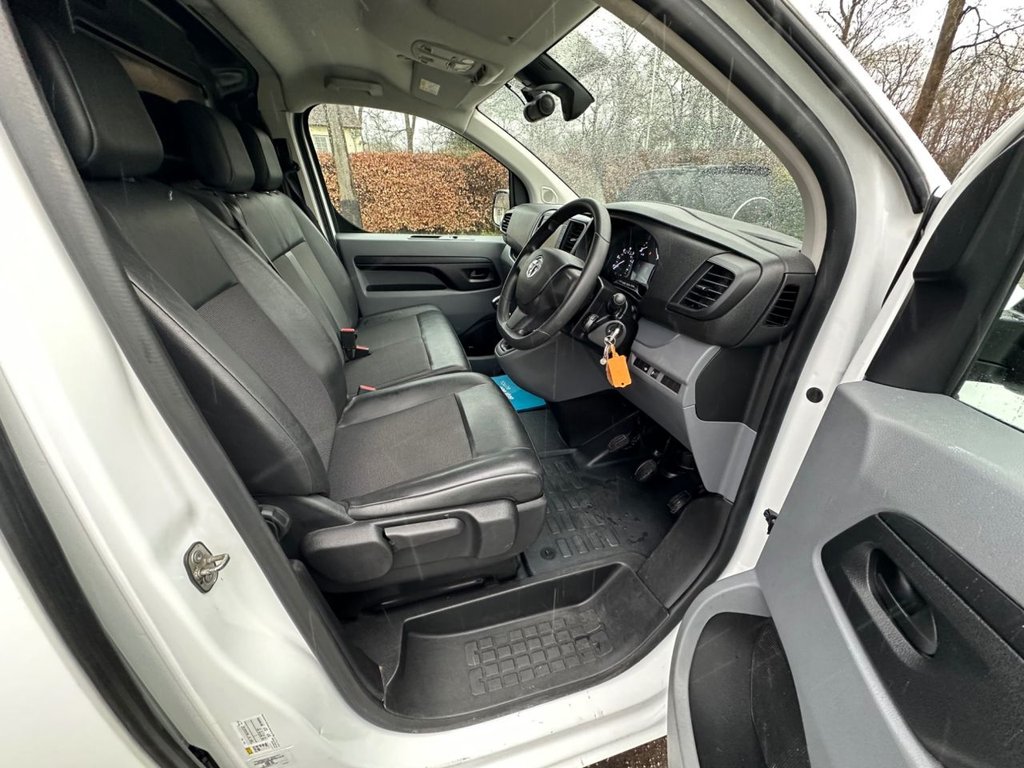 Used Vauxhall Vivaro 2022 for sale - 77631947: Photo 28